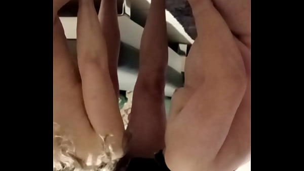 2025 01 09 Esclave F en trio avec esclave Ebed et Maître Laurent