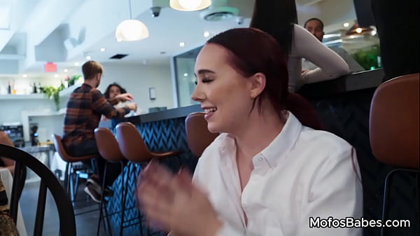 Big tit horny sluts share huge dick and suck it in threesome – Scarlett Rose, Dakota Quinn, Peter Green